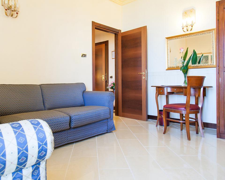 Art Hotel Diamond Naxos Taormina 지아르디니낙소스 외부 사진