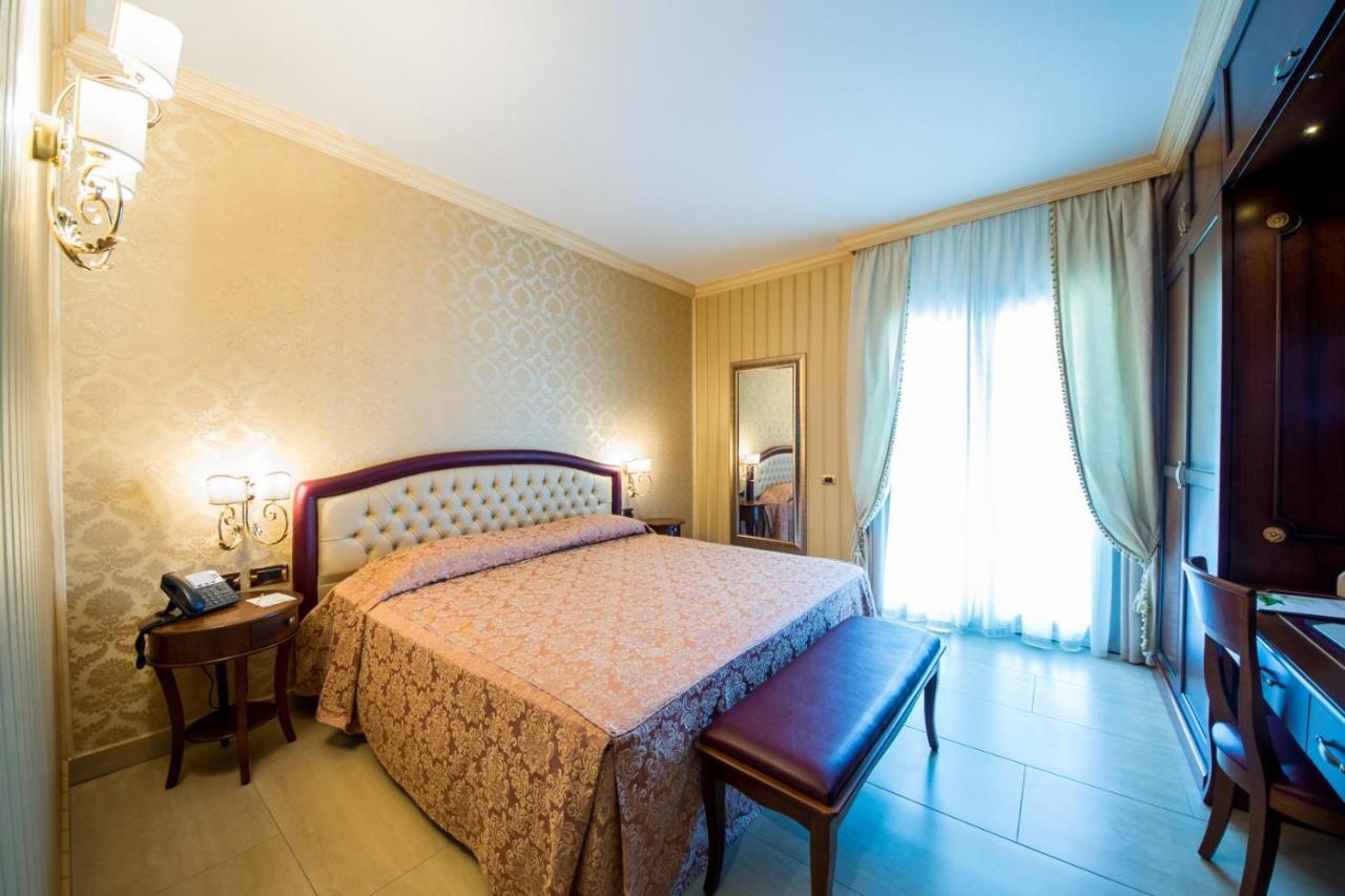 Art Hotel Diamond Naxos Taormina 지아르디니낙소스 외부 사진